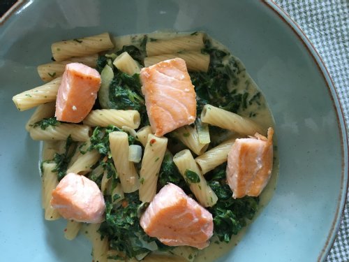 Spinatnudeln mit Lachs